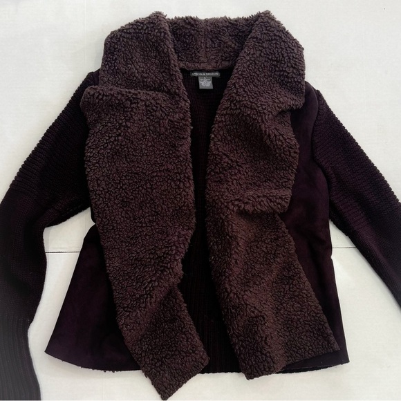 Chelsea & Theodore faux suede sherpa sweater - Picture 4 of 7